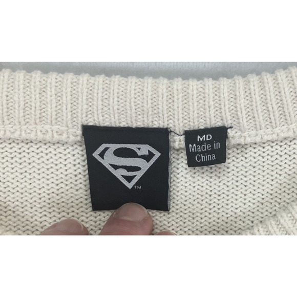 Superman Sweater Adult SZ Medium White Red Blue Knit Preppy America Mad Engine - Picture 6 of 11